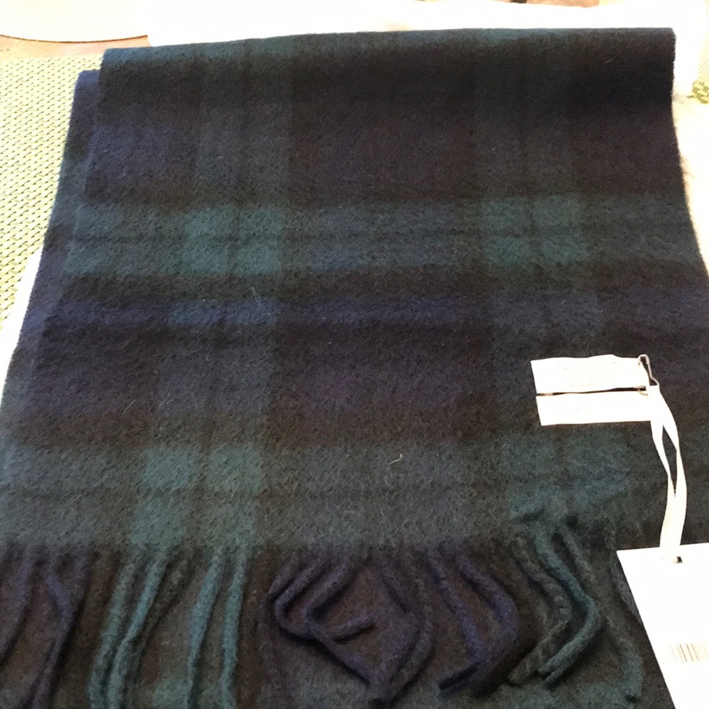 Lochmere cashmere scarf